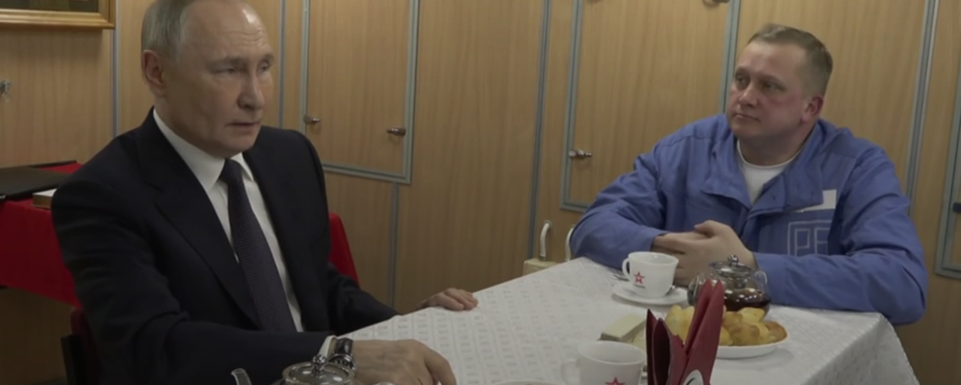 Tổng thống Putin đề xuất phương án tổ chức bầu cử ở Ukraina - Sputnik Việt Nam, 1920, 28.03.2025