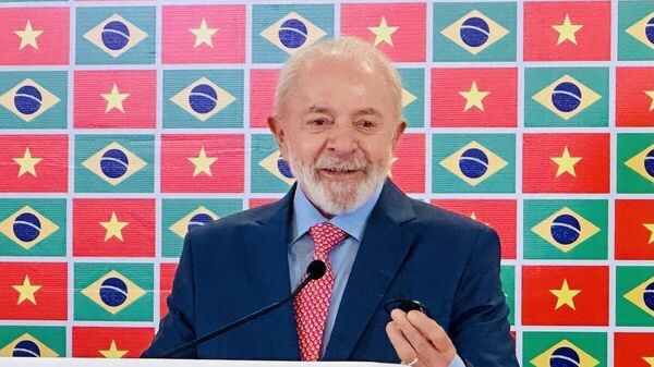 Tổng thống nước Cộng hòa Liên bang Brazil Luiz Inácio Lula da Silva phát biểu tại họp báo. - Sputnik Việt Nam