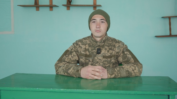 Tù binh Ukraina kể về các đơn vị chặn hậu dùng pháo binh và drone tấn công binh lính rút lui - Sputnik Việt Nam