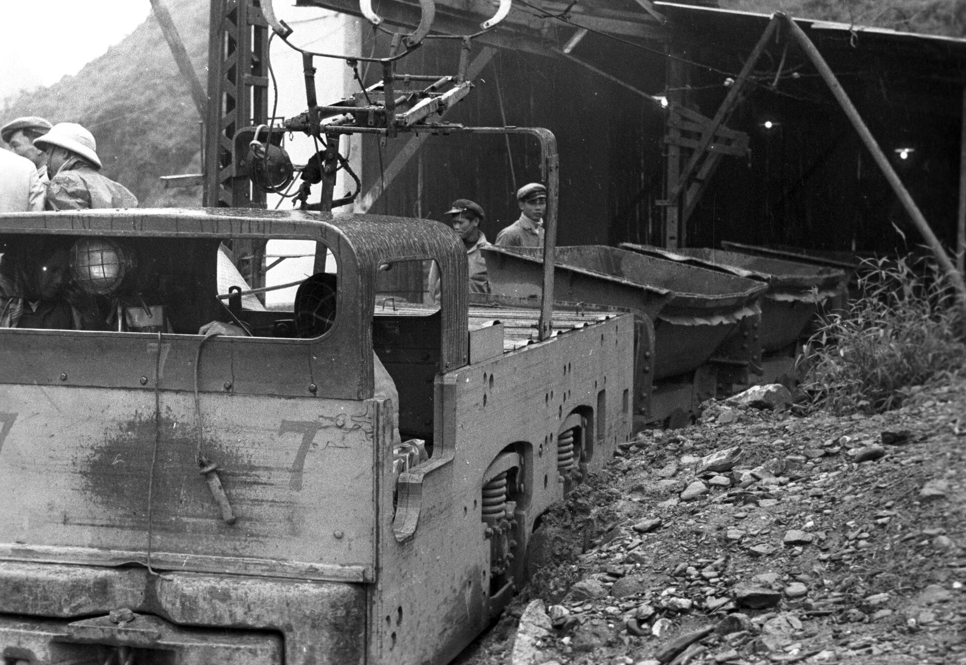Nhà máy thiếc Tĩnh Túc tại Vịệt Nam - Sputnik Việt Nam, 1920, 07.04.2025