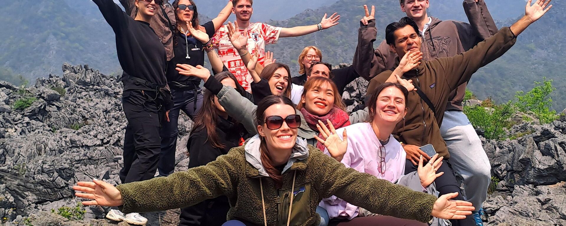 Du khách nườm nượp khám phá Hà Giang dịp Giỗ tổ Hùng Vương  - Sputnik Việt Nam, 1920, 09.04.2025