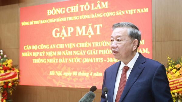 Tổng Bí thư Tô Lâm gặp mặt cán bộ công an chi viện chiến trường miền Nam  - Sputnik Việt Nam