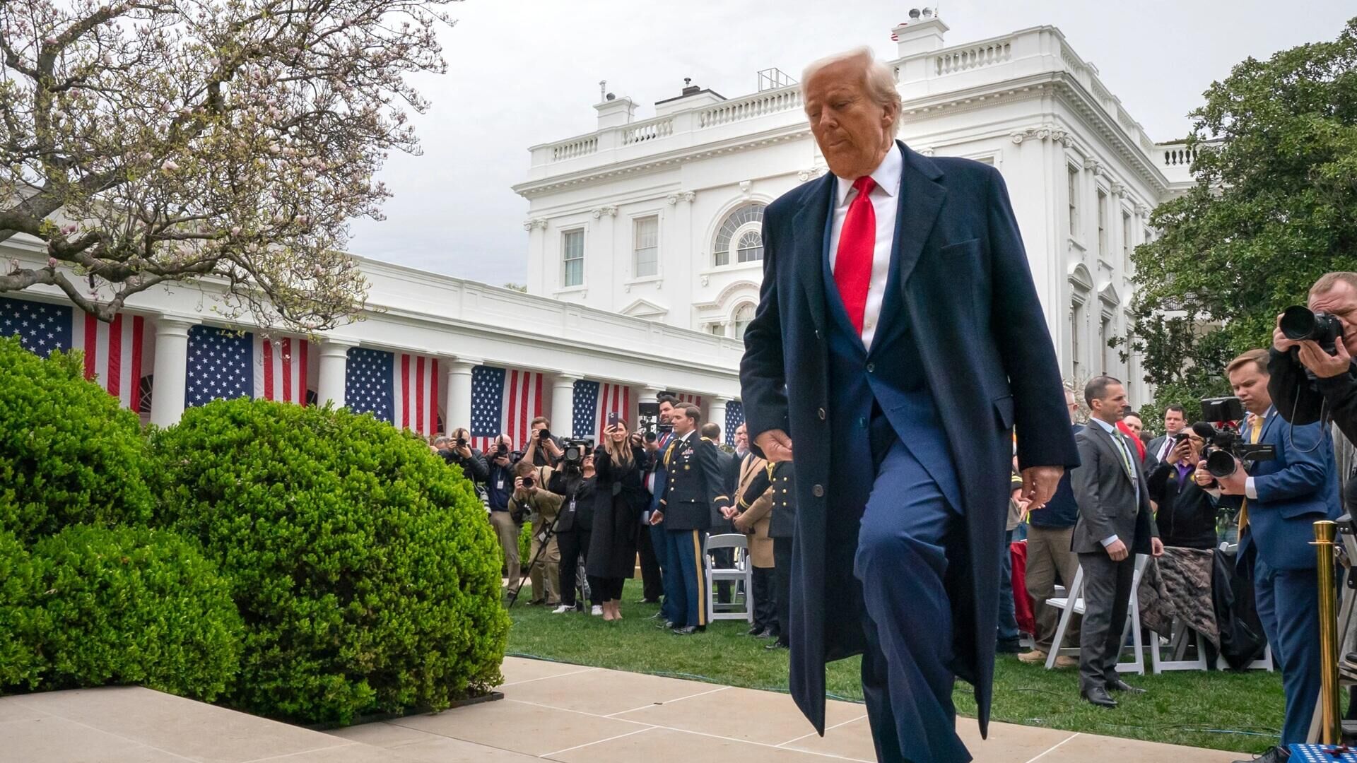 Tổng thống Hoa Kỳ Donald Trump Tổng thống Hoa Kỳ Donald Trump - Sputnik Việt Nam, 1920, 14.04.2025
