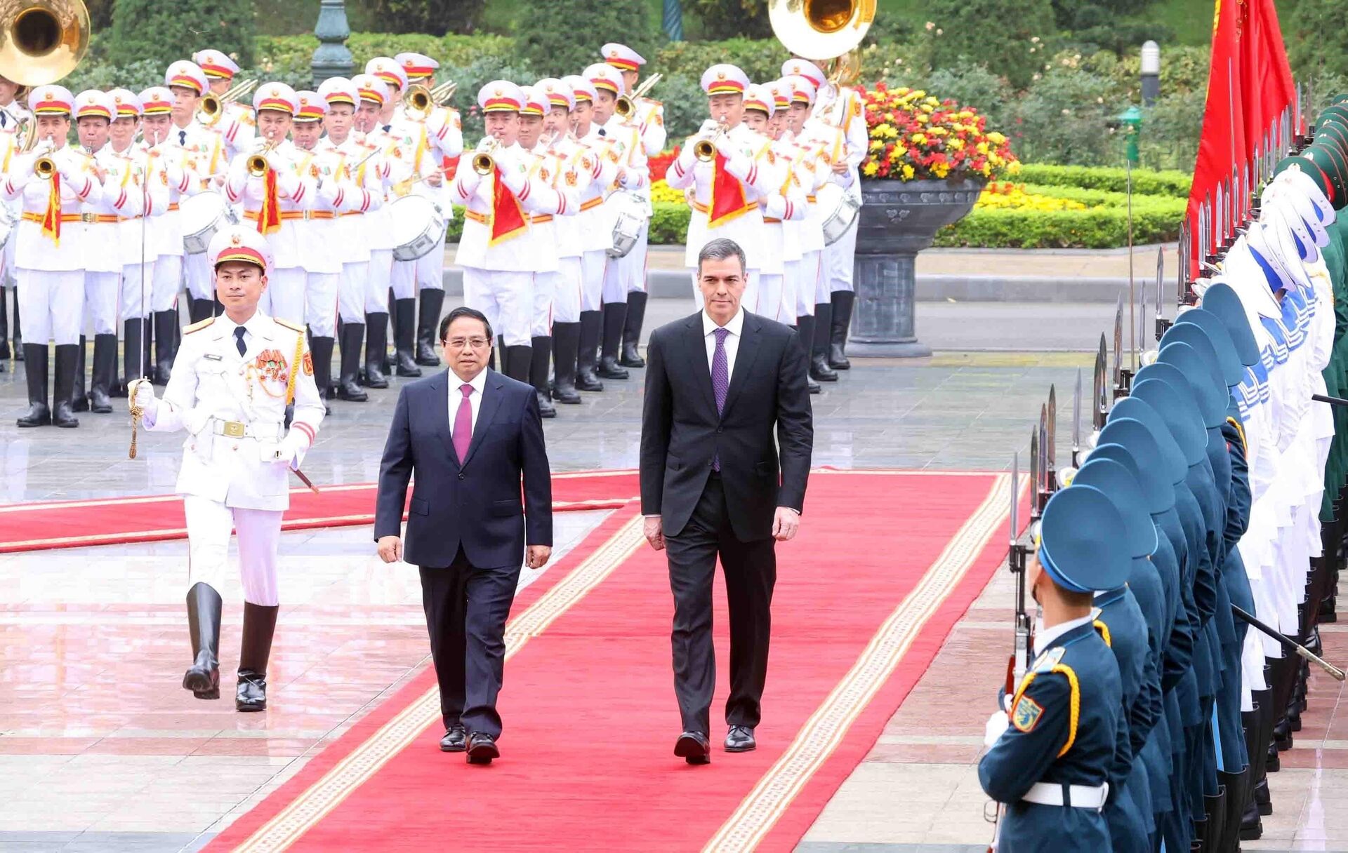 Thủ tướng Phạm Minh Chính chủ trì Lễ đón Thủ tướng Tây Ban Nha thăm chính thức Việt Nam - Sputnik Việt Nam, 1920, 09.04.2025