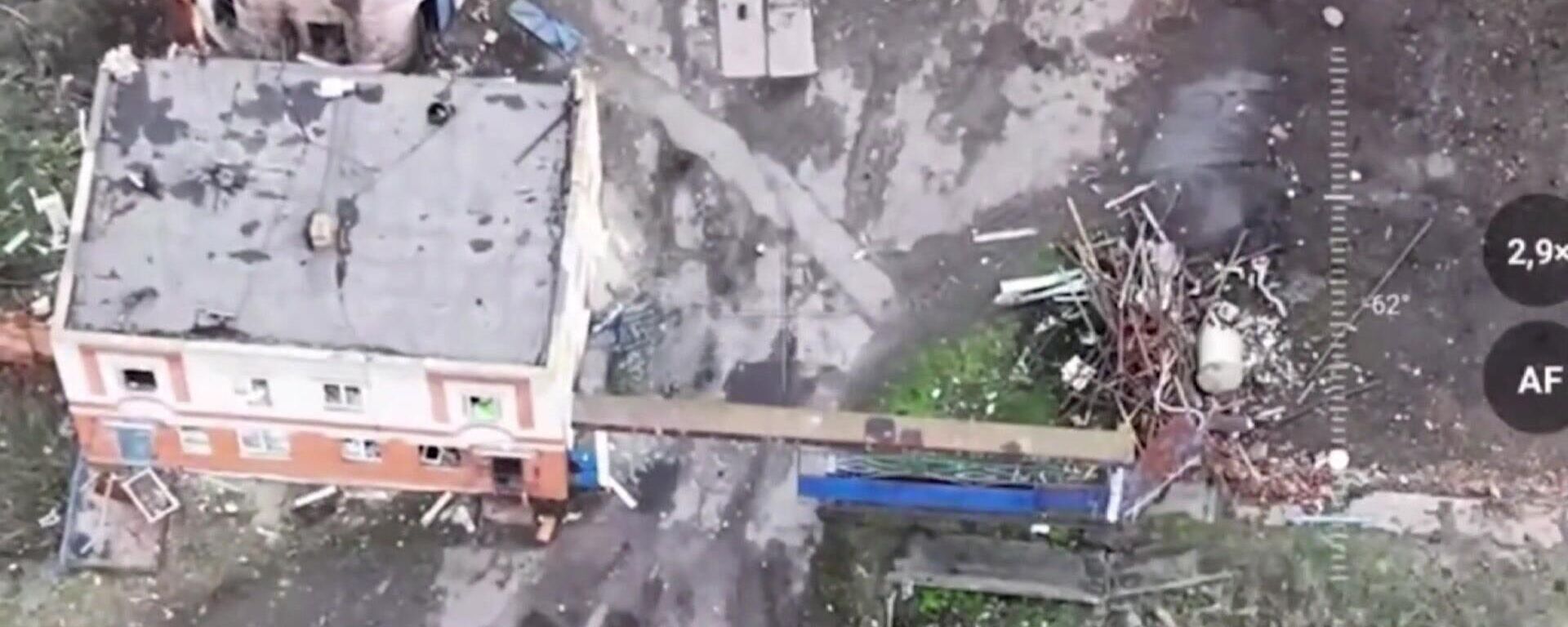 Lính điều khiển UAV Nga dẫn pháo kích vào nhóm quân  Ukraina ở tỉnh Kursk - Sputnik Việt Nam, 1920, 09.04.2025