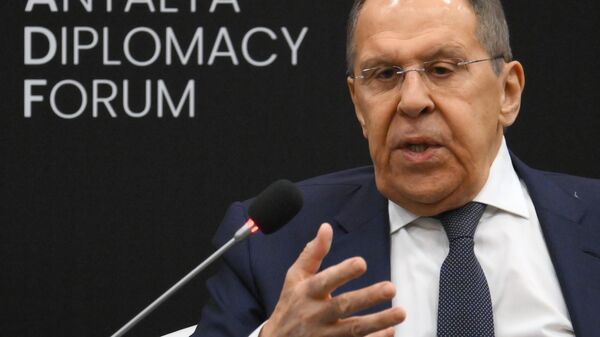 Bộ trưởng Ngoại giao Nga Sergey Lavrov tại Diễn đàn Ngoại giao Antalya - Sputnik Việt Nam