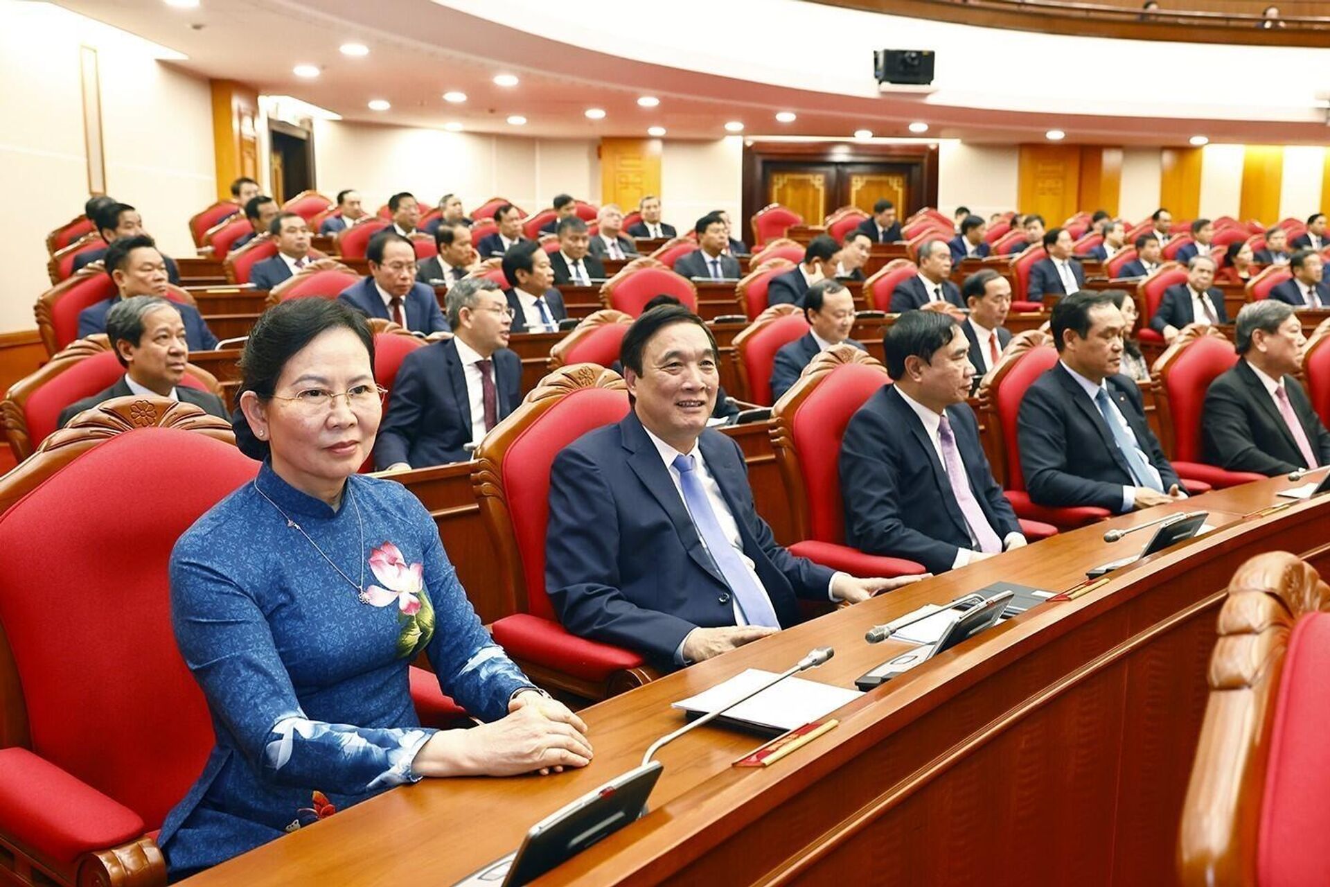 Bế mạc Hội nghị lần thứ 11 Ban Chấp hành Trung ương Đảng khóa XIII Bế mạc Hội nghị lần thứ 11 Ban Chấp hành Trung ương Đảng khóa XIII - Sputnik Việt Nam, 1920, 12.04.2025