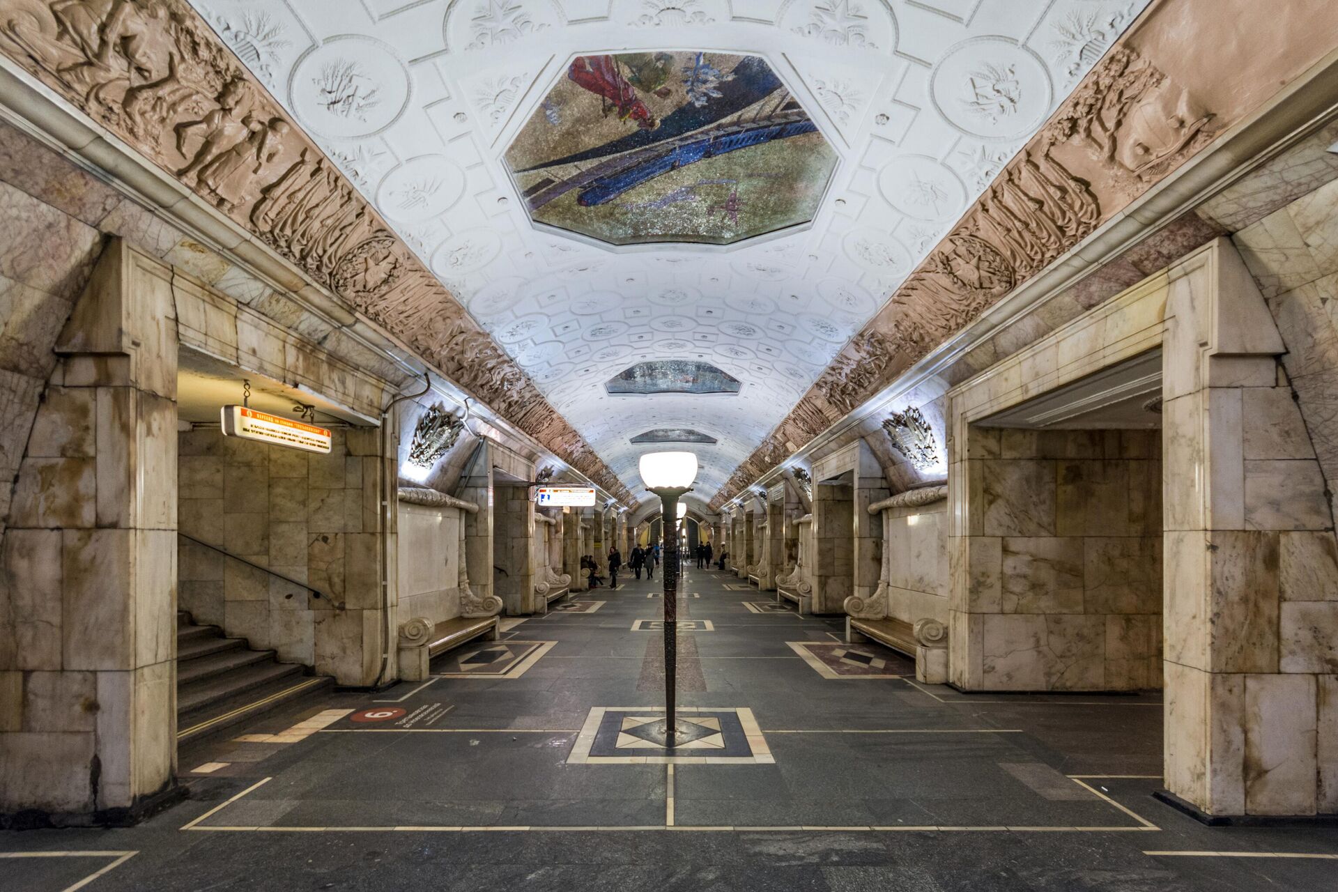 Hệ thống tàu điện ngầm Moskva, ga Novokuznetskaya hiện tại - Sputnik Việt Nam, 1920, 01.12.2025