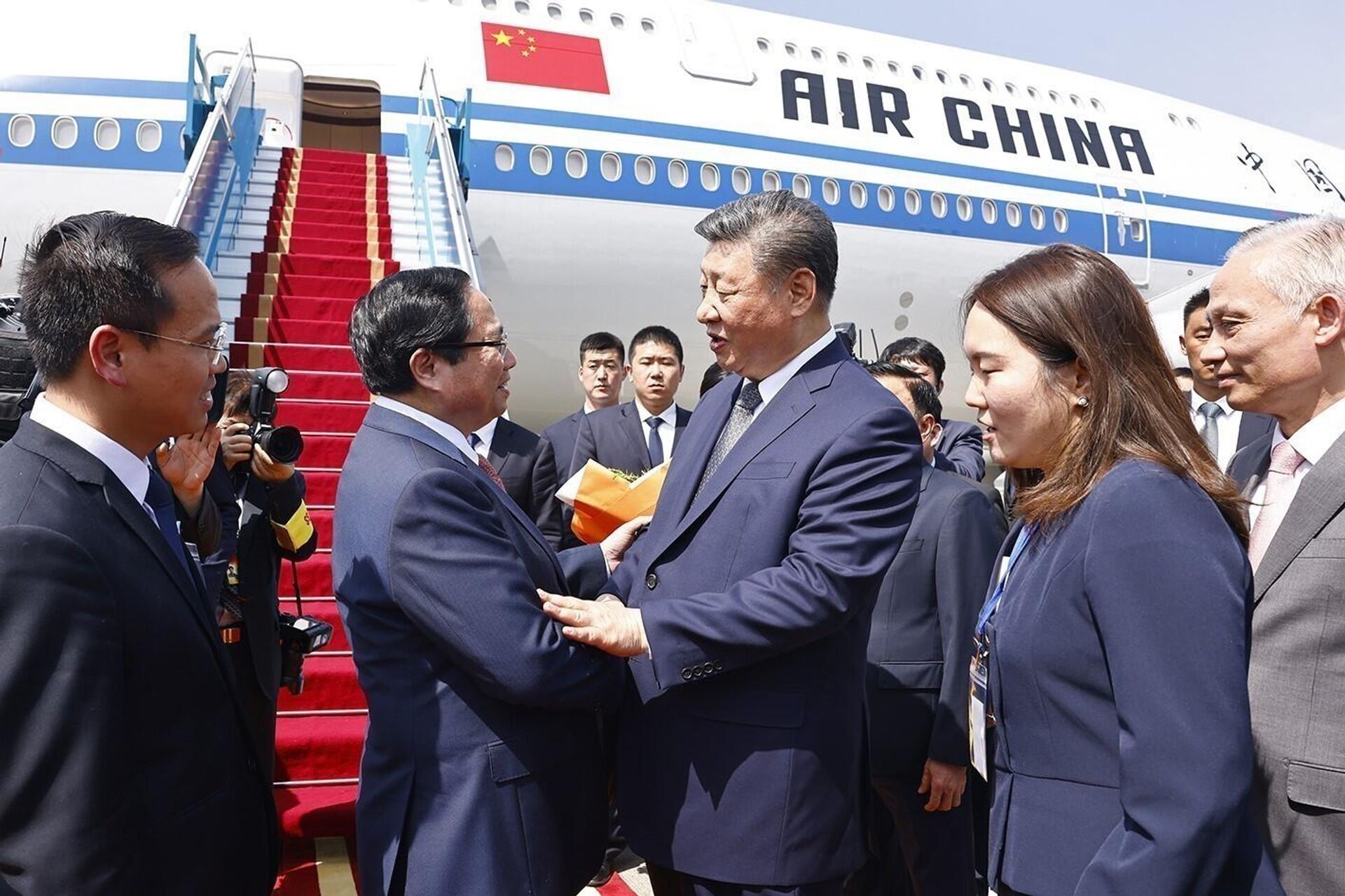 Tổng Bí thư, Chủ tịch nước Trung Quốc Tập Cận Bình kết thúc tốt đẹp chuyến thăm Việt Nam - Sputnik Việt Nam, 1920, 15.04.2025