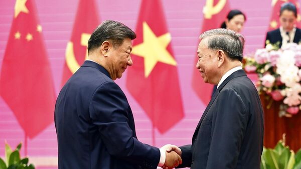 Lãnh đạo Đảng, Nhà nước Việt Nam - Trung Quốc dự Liên hoan giao lưu hữu nghị nhân dân hai nước - Sputnik Việt Nam