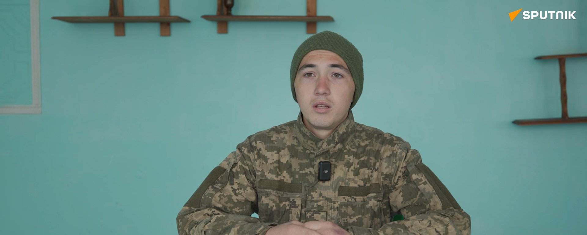 Lực lượng Vũ trang Ukraina huấn luyện cho các học viên 16 tuổi để sau đó gửi họ ra mặt trận - Sputnik Việt Nam, 1920, 17.04.2025