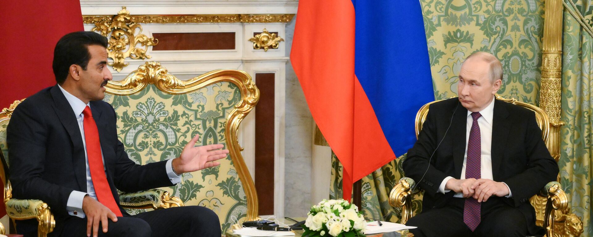 Cuộc hội đàm giữa Tổng thống Putin và Quốc vương Qatar bắt đầu tại Điện Kremlin - Sputnik Việt Nam, 1920, 17.04.2025