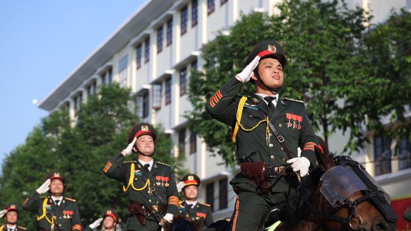 50 năm thống nhất đất nước: Hợp luyện các lực lượng tham gia diễu binh, diễu hành kỷ niệm 50 năm Ngày Giải phóng miền Nam - Sputnik Việt Nam