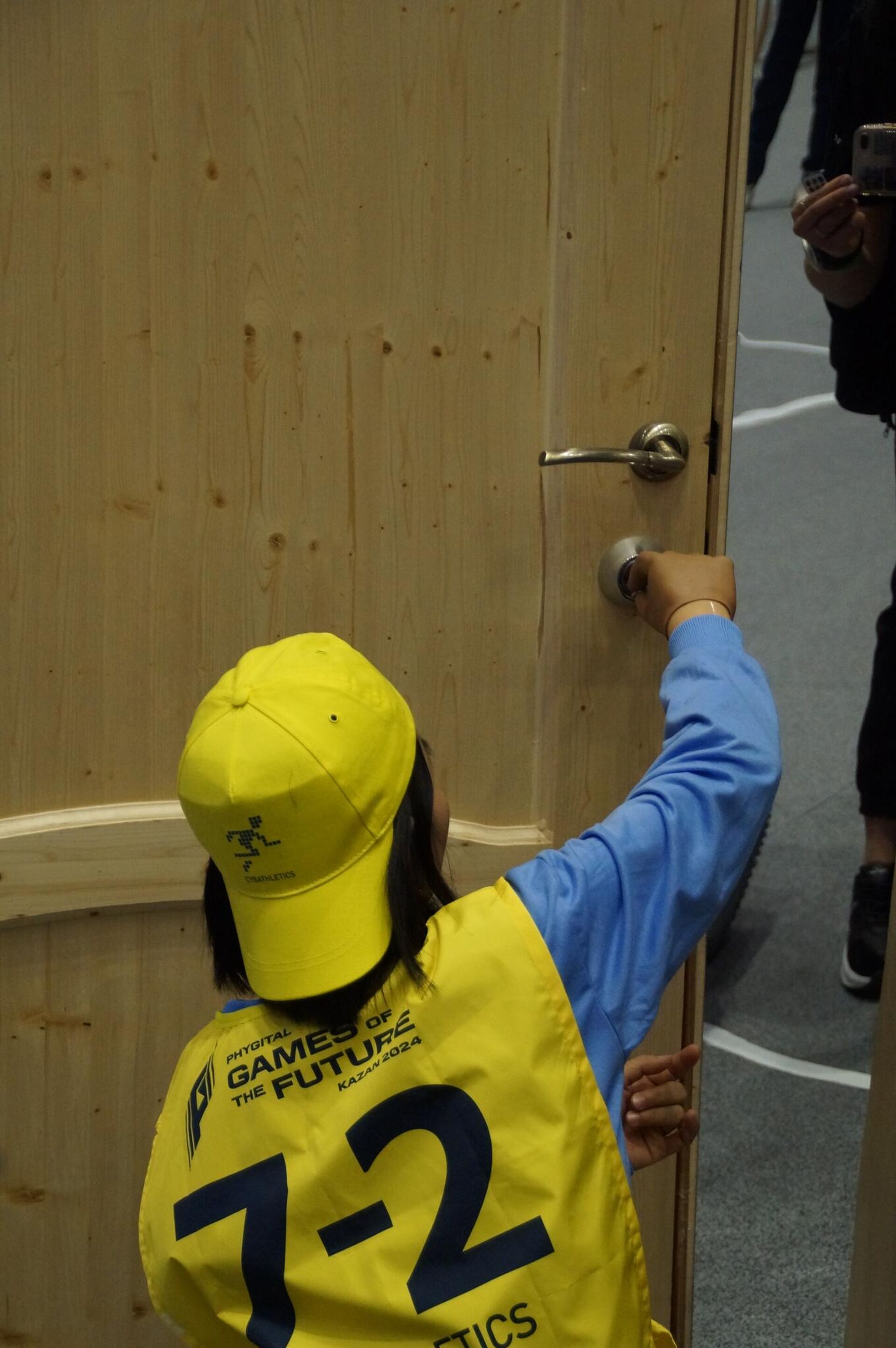 Chị Nguyễn Thị Ngọc Dung (38 tuổi, Long An) sử dụng tay giả của Nga tại Thế vận hội tương lai (Kazan, Nga) - Sputnik Việt Nam, 1920, 21.04.2025