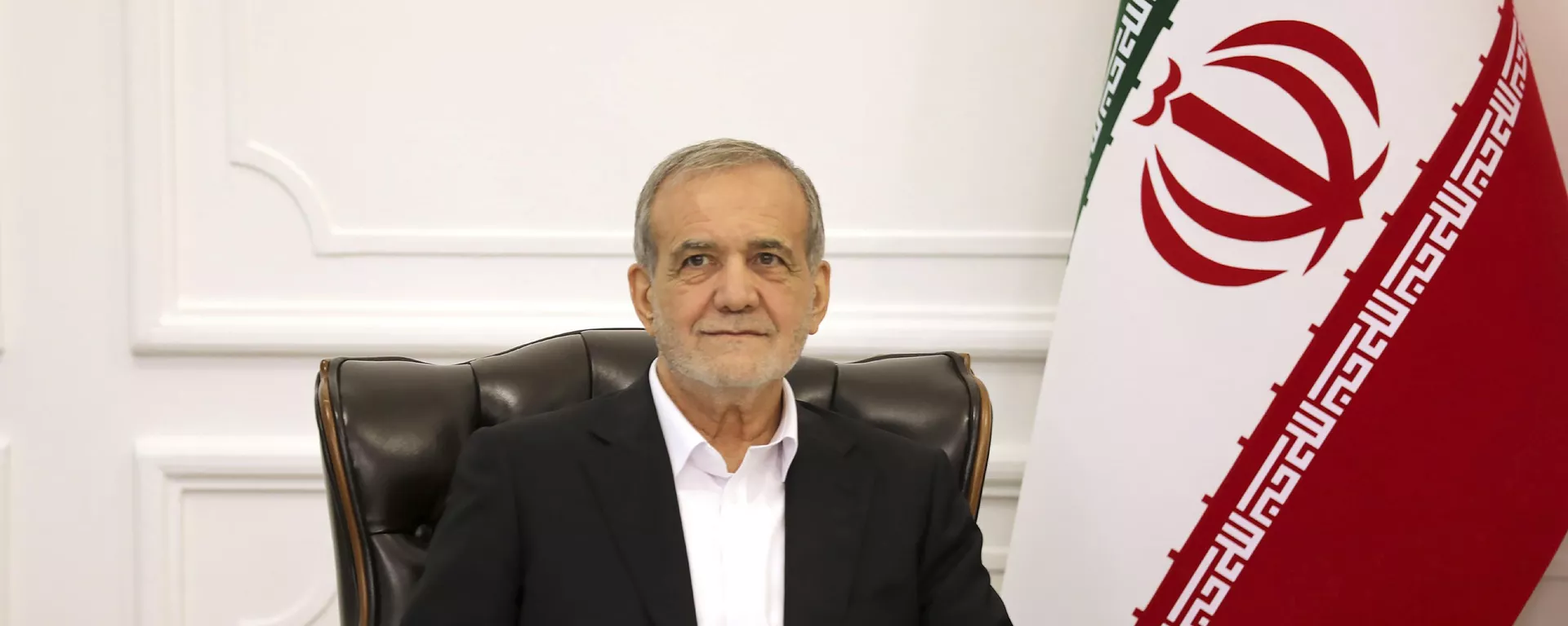Tổng thống Iran Masoud Pezeshkian - Sputnik Việt Nam, 1920, 21.04.2025
