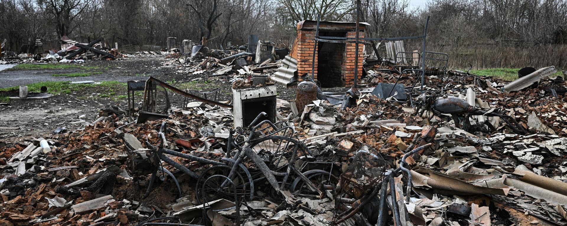 Cuộc sống hàng ngày ở Korenevo, vùng Kursk - Sputnik Việt Nam, 1920, 27.04.2025