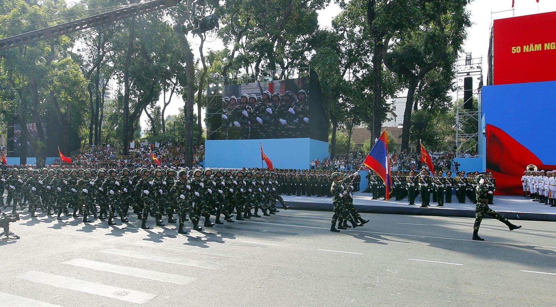 Lực lượng quân đội các nước tham gia Tổng duyệt Lễ diễu binh, diễu hành Kỷ niệm 50 năm Giải phóng miền Nam Lực lượng quân đội các nước tham gia Tổng duyệt Lễ diễu binh, diễu hành Kỷ niệm 50 năm Giải phóng miền Nam - Sputnik Việt Nam, 1920, 27.04.2025