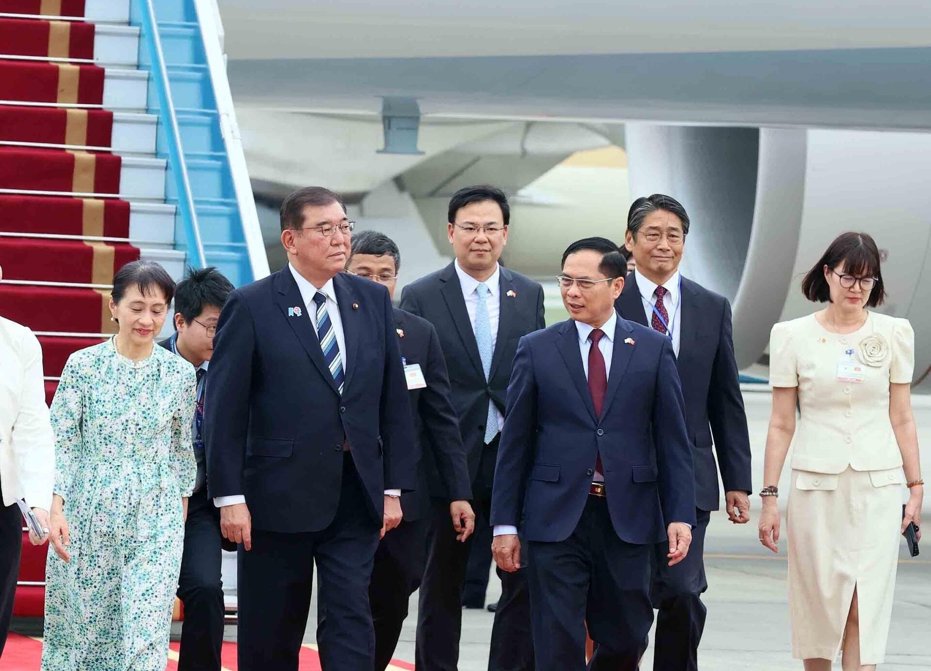 Thủ tướng Nhật Bản Ishiba Shigeru và Phu nhân bắt đầu chuyến thăm chính thức Việt Nam Thủ tướng Nhật Bản Ishiba Shigeru và Phu nhân bắt đầu chuyến thăm chính thức Việt Nam - Sputnik Việt Nam, 1920, 27.04.2025