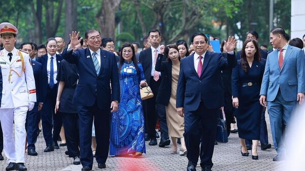 Thủ tướng Phạm Minh Chính chủ trì Lễ đón Thủ tướng Nhật Bản thăm chính thức Việt Nam - Sputnik Việt Nam