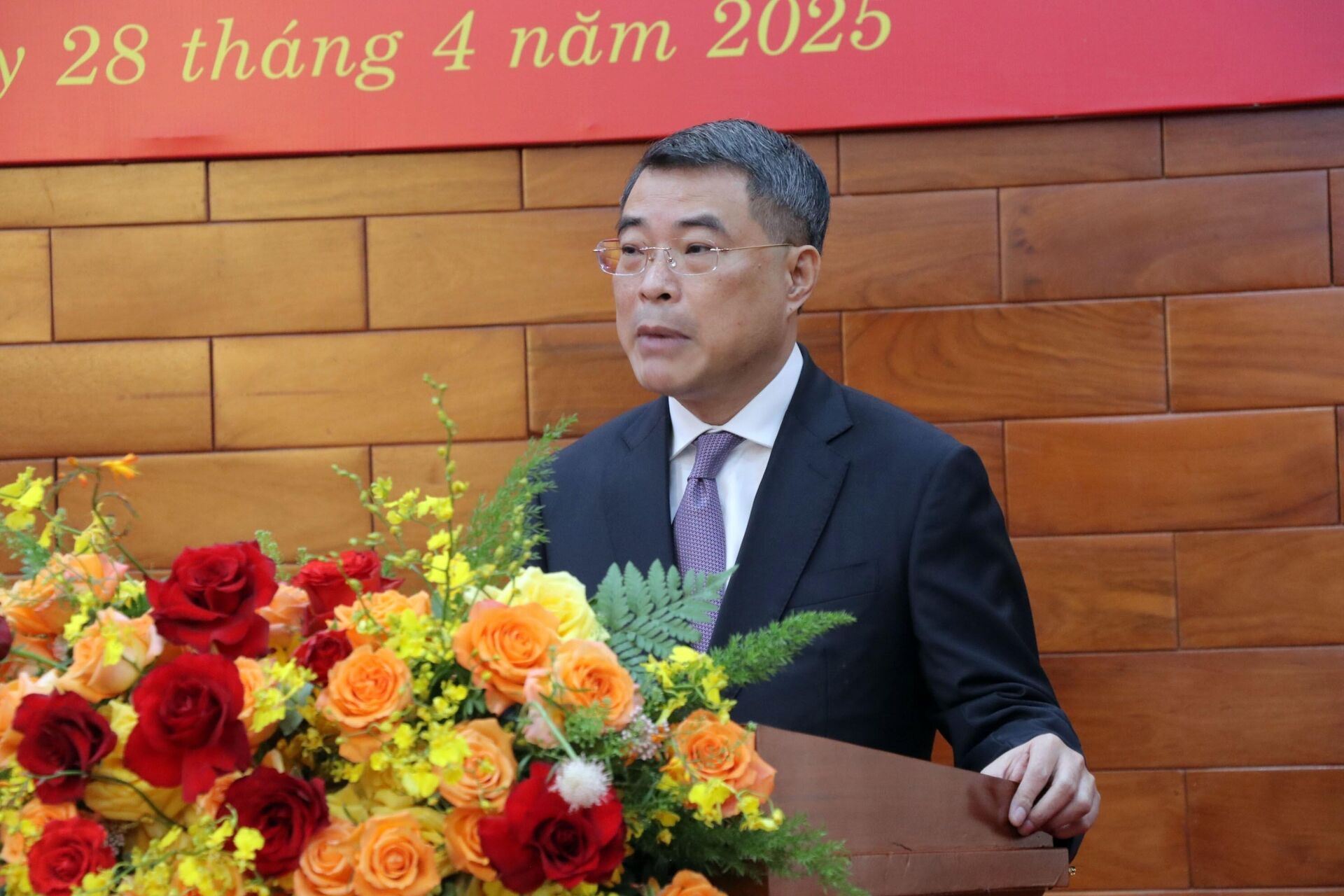Ông Y Thanh Hà Niê Kđăm giữ chức Bí thư Tỉnh ủy Lâm Đồng Ông Y Thanh Hà Niê Kđăm giữ chức Bí thư Tỉnh ủy Lâm Đồng - Sputnik Việt Nam, 1920, 28.04.2025