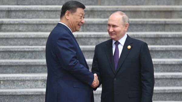 Tổng thống Nga Vladimir Putin đã đến thăm chính thức Trung Quốc - Sputnik Việt Nam