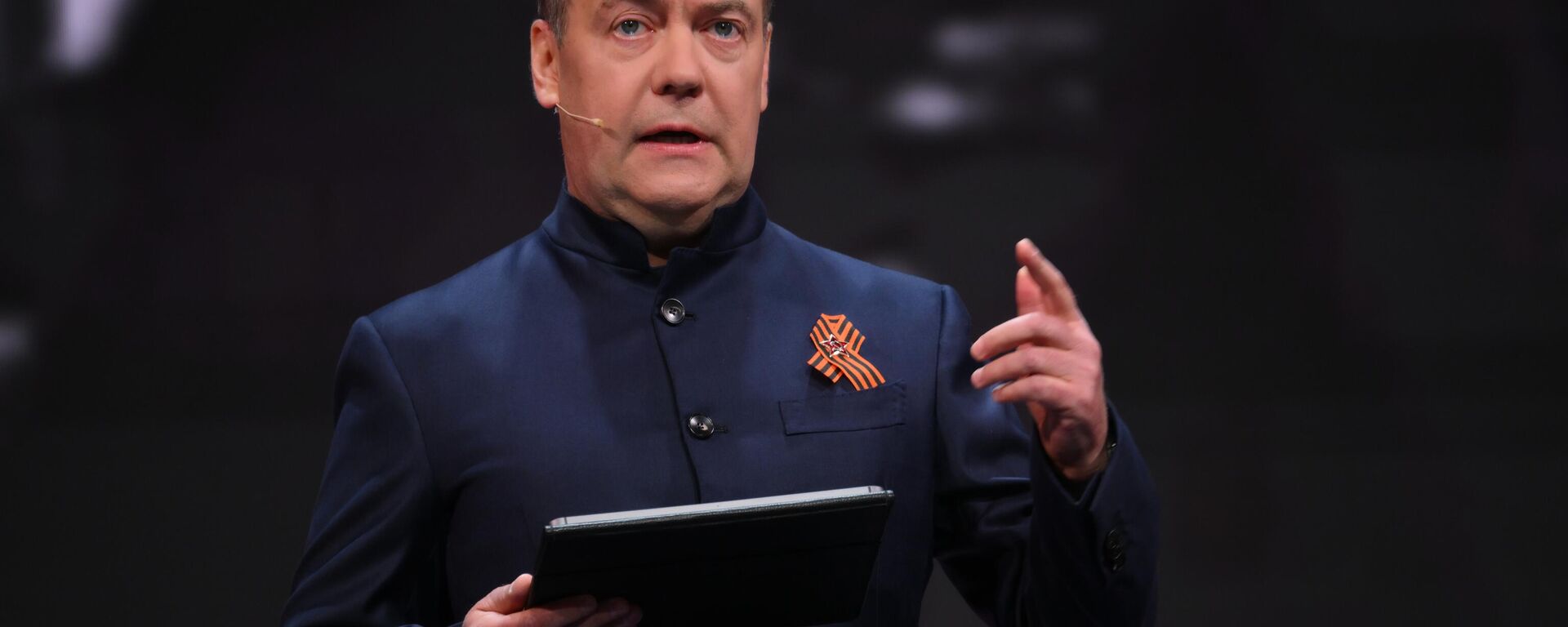 Phó Chủ tịch Hội đồng An ninh Liên bang Nga Dmitry Medvedev - Sputnik Việt Nam, 1920, 29.04.2025