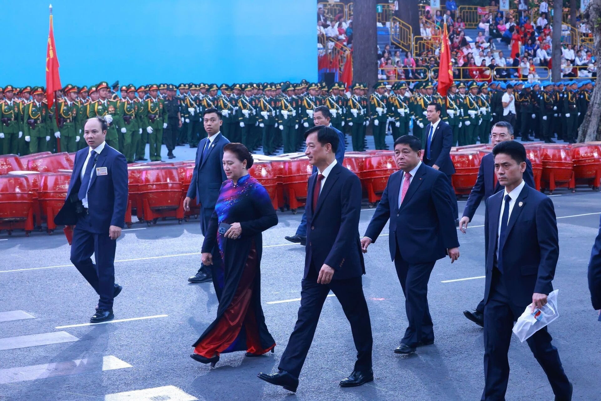 Các đại biểu, lãnh đạo Đảng, Nhà nước có mặt tại buổi lễ. - Sputnik Việt Nam, 1920, 30.04.2025