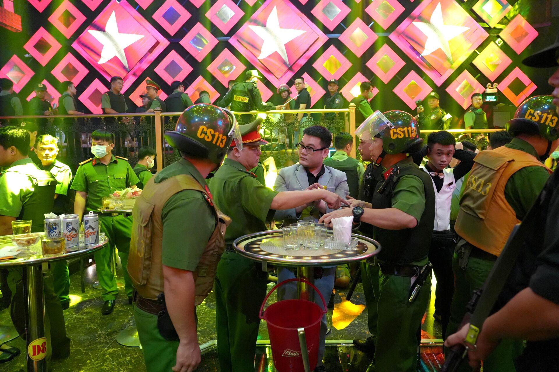 Triệt phá tụ điểm sử dụng ma túy quy mô lớn tại thành phố Phan Thiết (Bình Thuận) - Sputnik Việt Nam, 1920, 02.05.2025