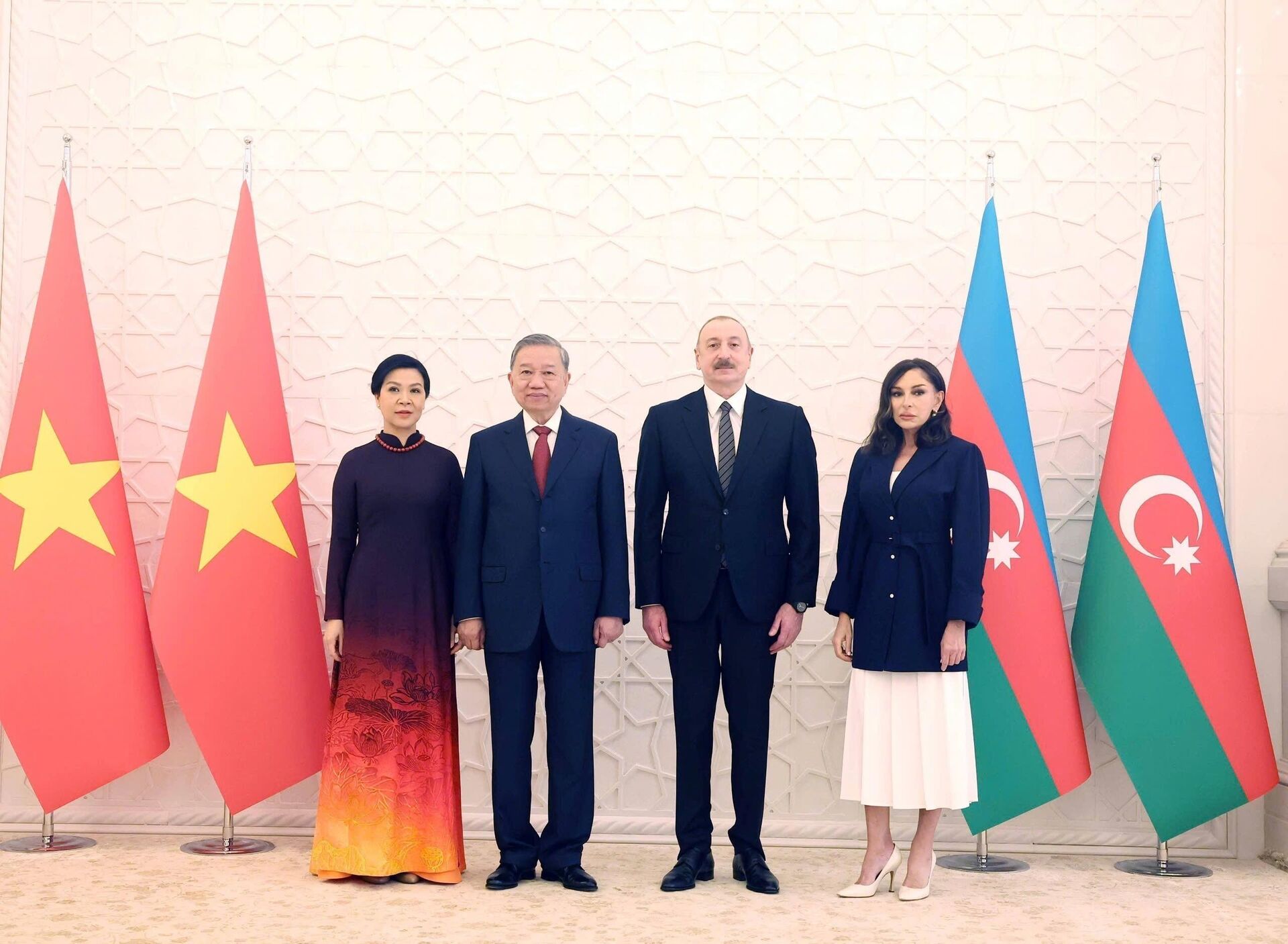 Lễ đón chính thức Tổng Bí thư Tô Lâm thăm cấp Nhà nước tới Azerbaijan  - Sputnik Việt Nam, 1920, 10.05.2025