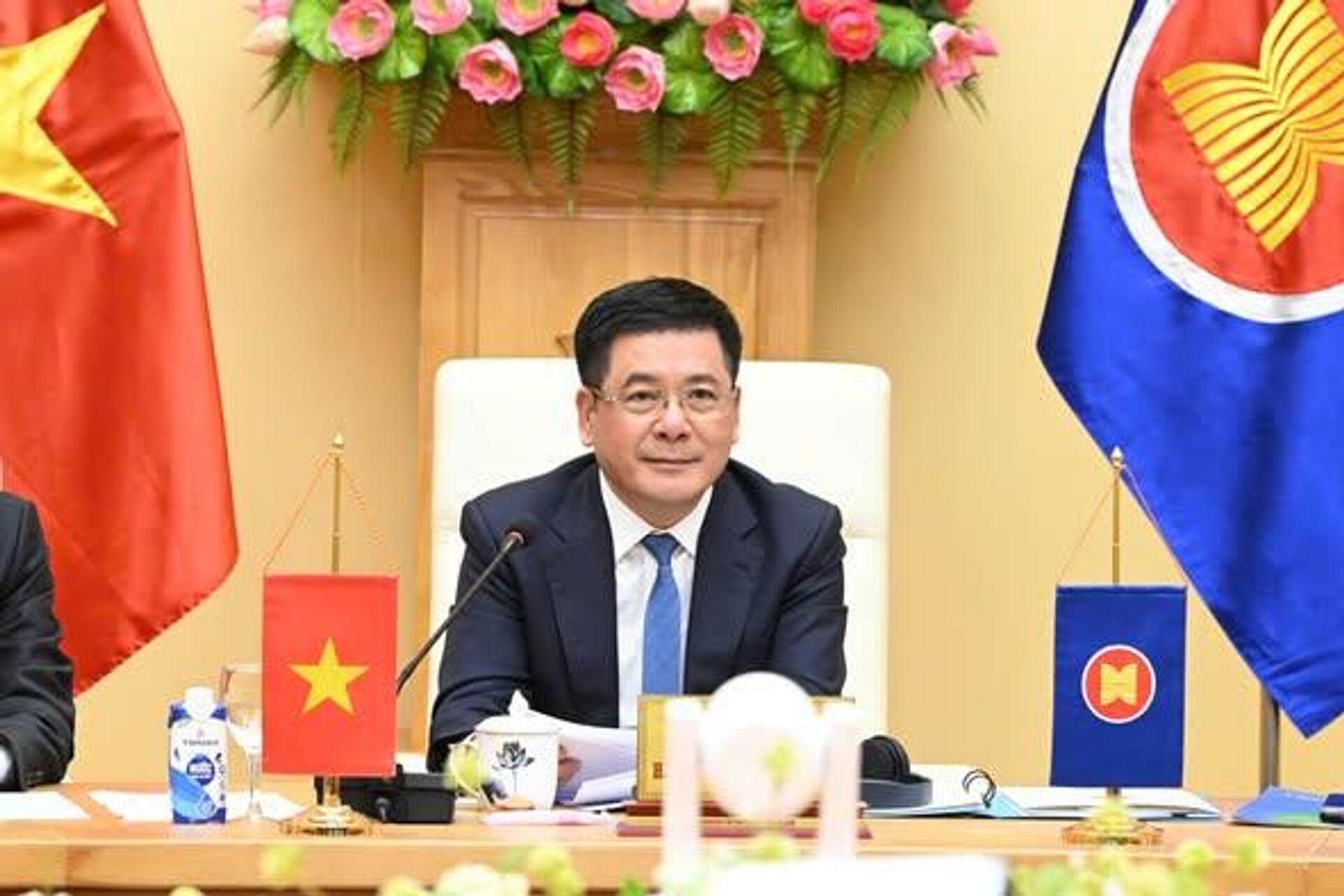 Hội nghị Bộ trưởng Kinh tế ASEAN đặc biệt lần thứ hai về đàm phán nâng cấp Hiệp định ATIGA - Sputnik Việt Nam, 1920, 09.05.2025