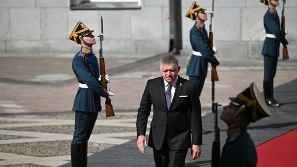 Thủ tướng Slovakia Robert Fico đến Điện Kremlin - Sputnik Việt Nam