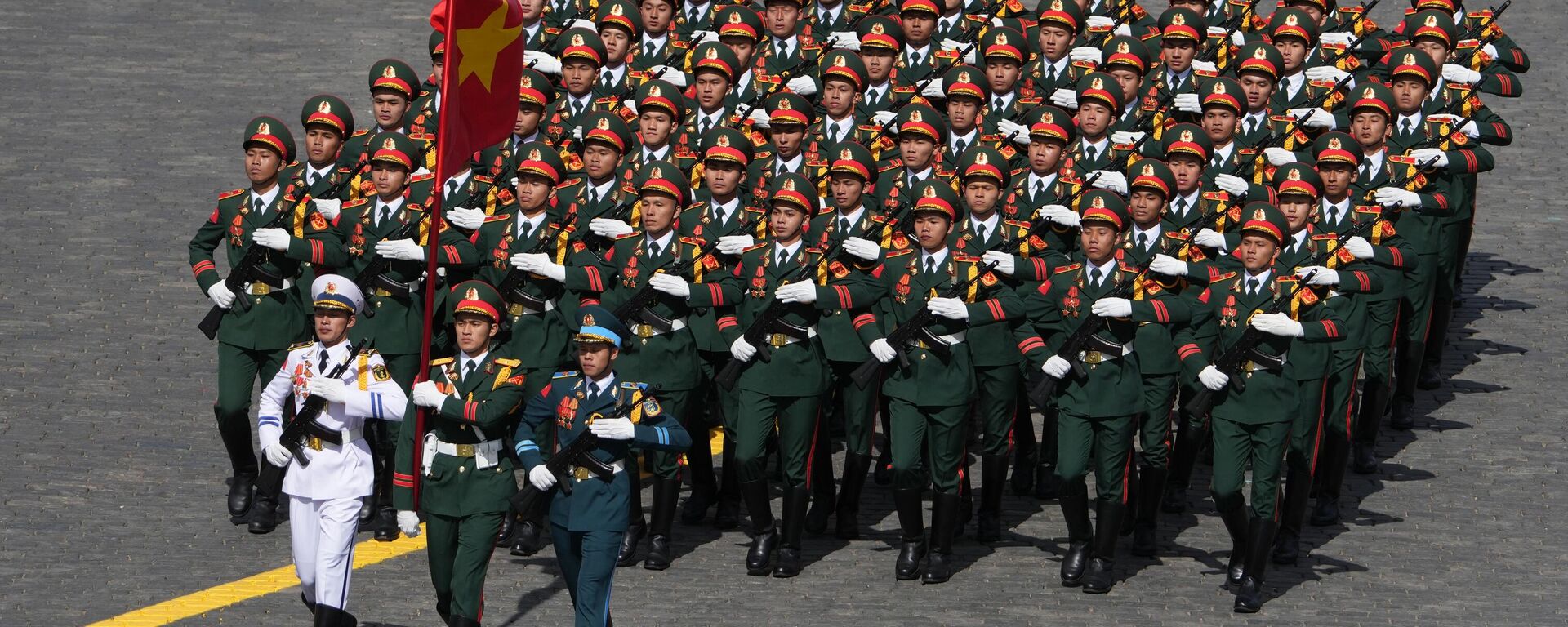 Quân đội Nhân dân Việt Nam tại Quảng trường Đỏ ở Moskva trong cuộc duyệt binh kỷ niệm 80 năm Chiến thắng trong Chiến tranh Vệ quốc Vĩ đại - Sputnik Việt Nam, 1920, 09.05.2025