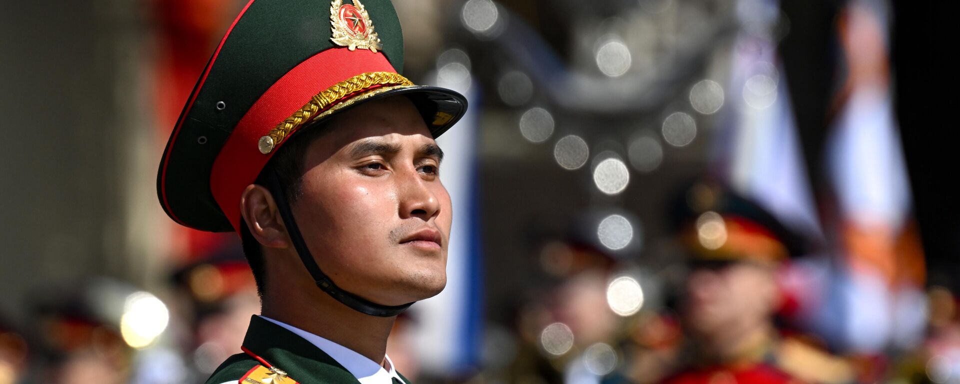 Quân đội Nhân dân Việt Nam tại Quảng trường Đỏ ở Moskva trong cuộc duyệt binh kỷ niệm 80 năm Chiến thắng trong Chiến tranh Vệ quốc Vĩ đại - Sputnik Việt Nam, 1920, 10.12.2025