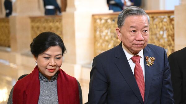 Tổng Bí thư Đảng Cộng sản Việt Nam Tô Lâm đã đến Điện Kremlin để dự buổi hòa nhạc chào mừng các trưởng đoàn đại biểu nước ngoài được mời tới dự lễ kỷ niệm 80 năm Chiến thắng Chiến tranh Vệ quốc vĩ đại. - Sputnik Việt Nam