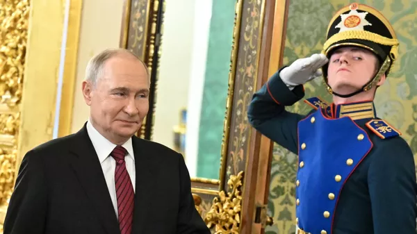 Tổng thống Nga Vladimir Putin trong cuộc gặp với Tổng Bí thư Đảng Cộng sản Việt Nam Tô Lâm. - Sputnik Việt Nam