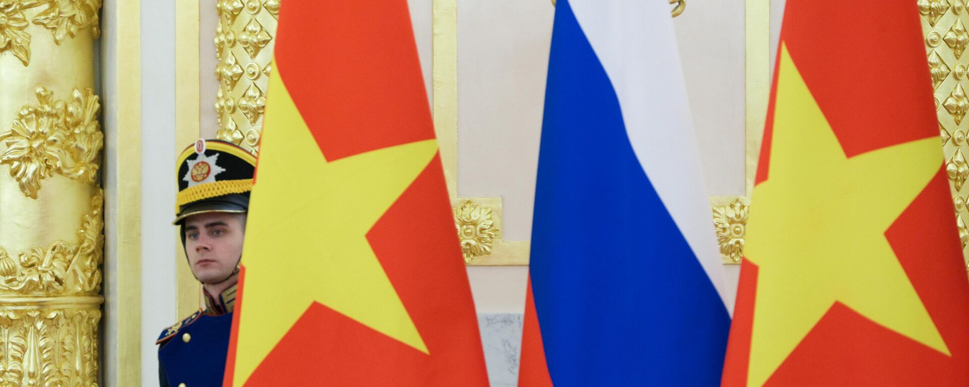 Trước khi bắt đầu cuộc đàm phán Nga-Việt với sự tham gia của Tổng thống Nga Vladimir Putin và Tổng Bí thư Đảng Cộng sản Việt Nam Tô Lâm. - Sputnik Việt Nam, 1920, 30.12.2025