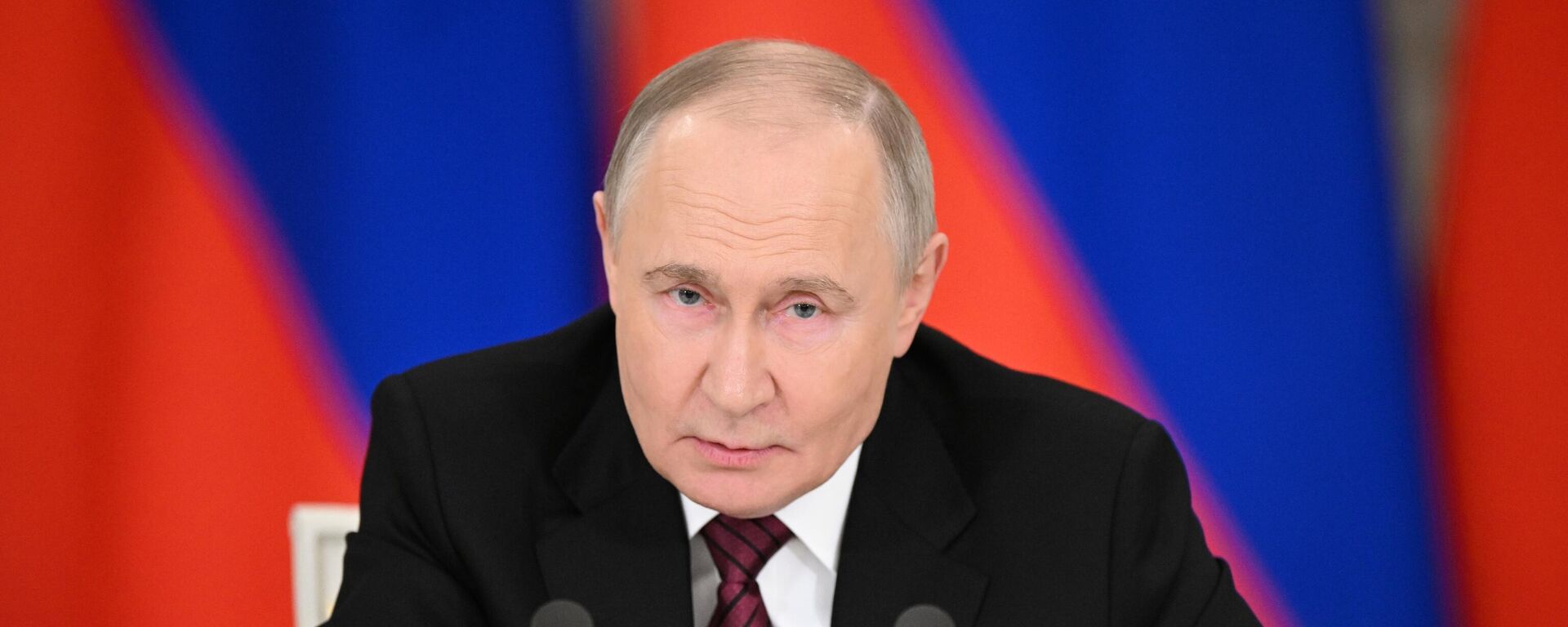 Tổng thống Nga: Nga đề xuất chính quyền Kiev nối lại đàm phán trực tiếp vào ngày 15 tháng 5 - Sputnik Việt Nam, 1920, 11.05.2025