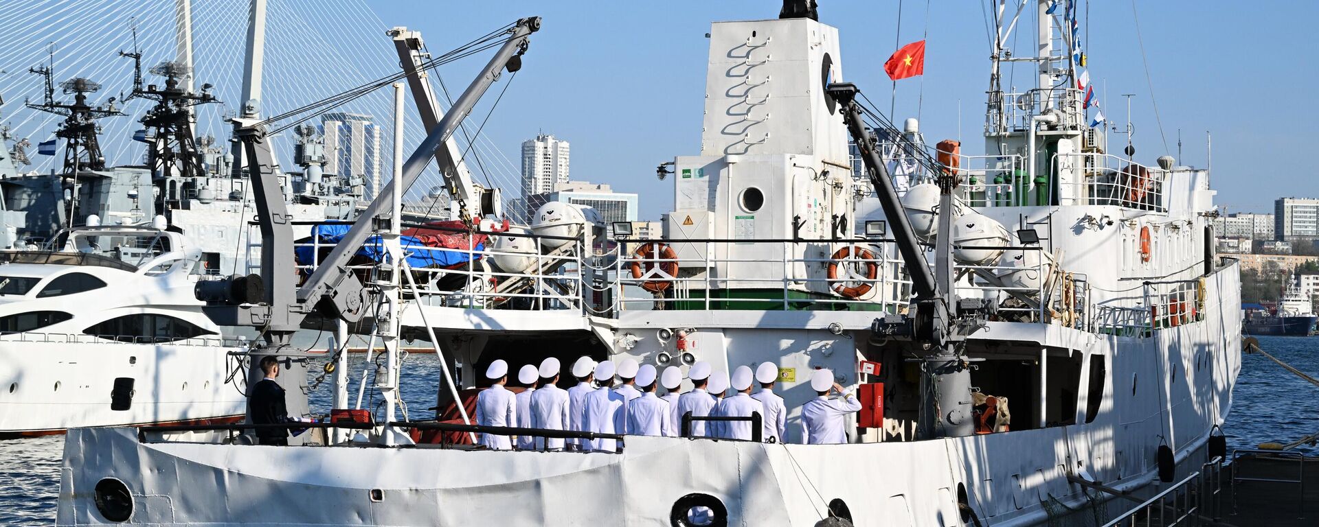 Lễ bàn giao tàu nghiên cứu “Giáo sư Gagarinsky” cho Trung tâm nghiên cứu và công nghệ nhiệt đới chung Nga-Việt để nghiên cứu biển chung. - Sputnik Việt Nam, 1920, 12.05.2025