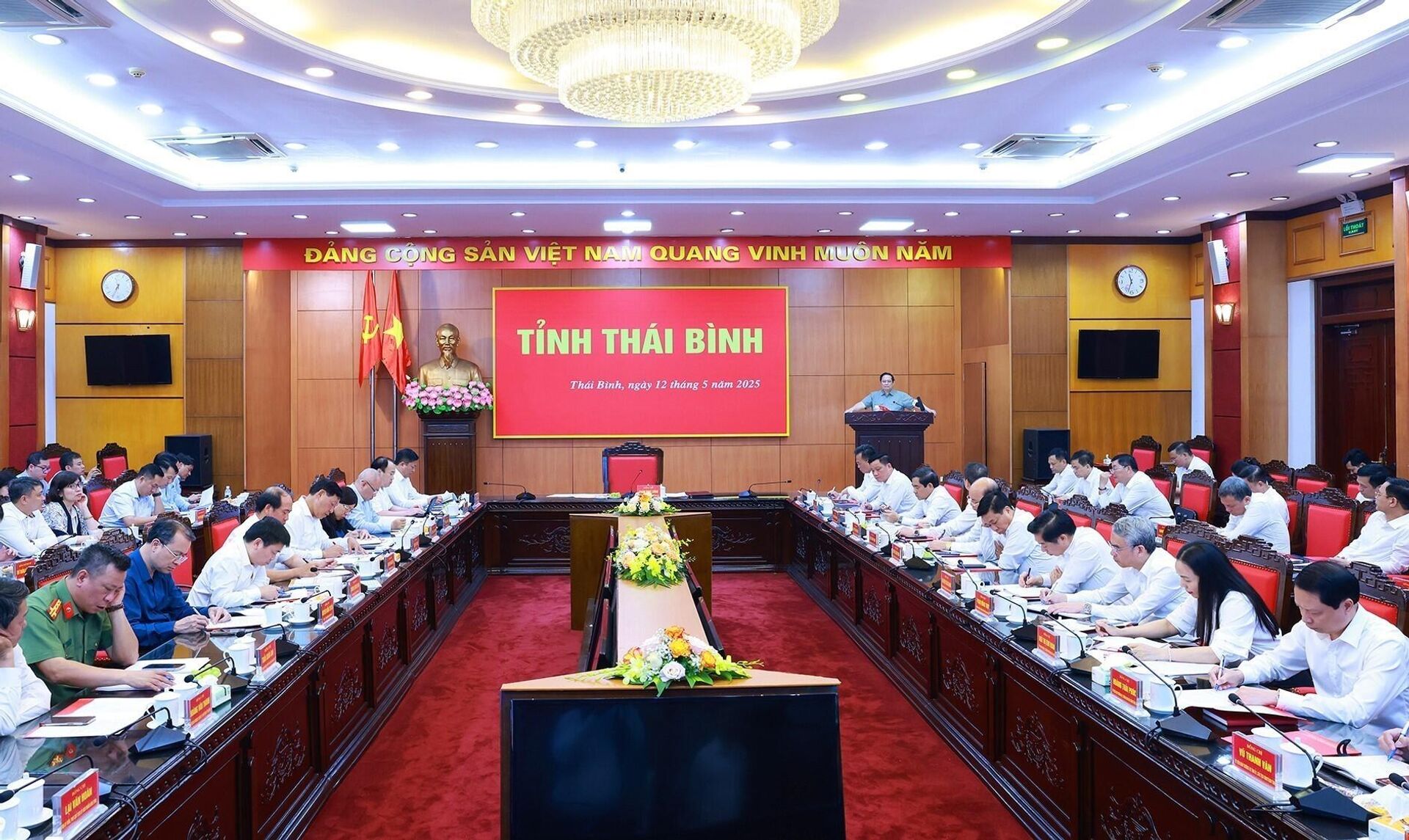 Thủ tướng làm việc với lãnh đạo tỉnh Thái Bình - Sputnik Việt Nam, 1920, 12.05.2025