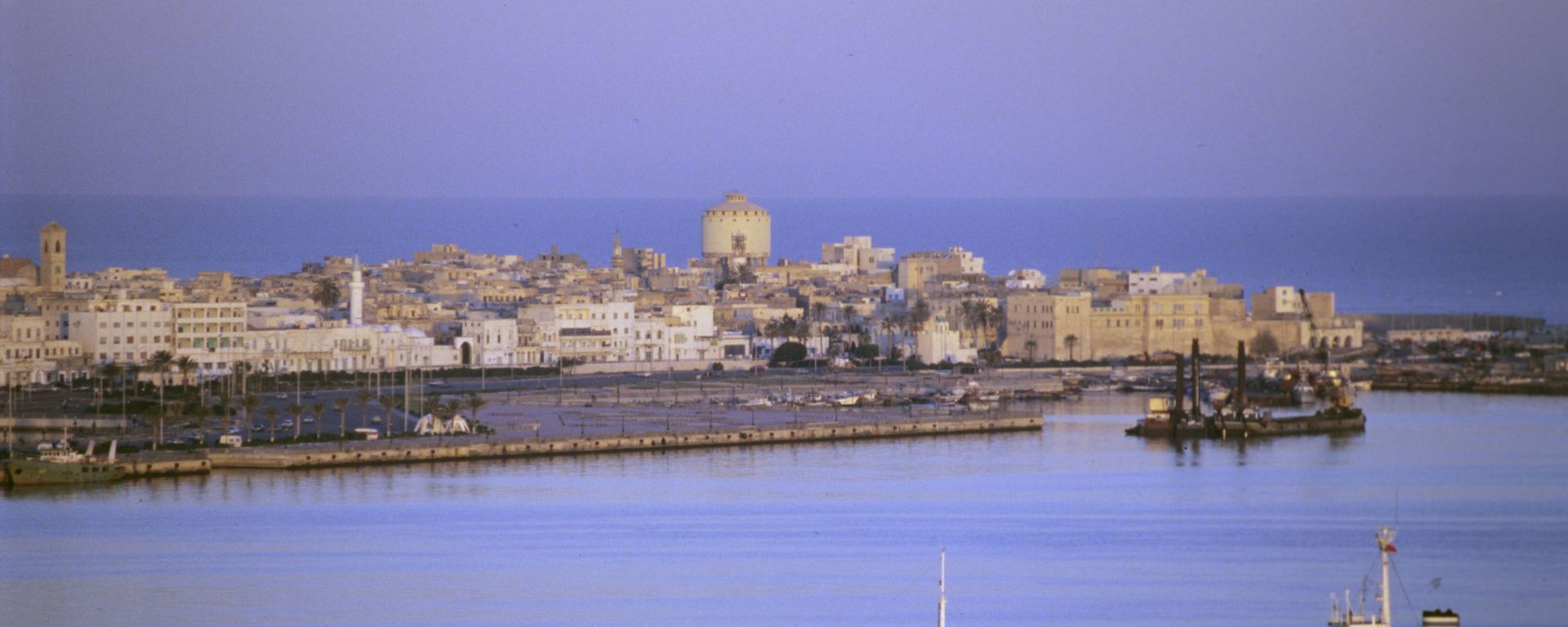 Libi. Thành phố Tripoli - Sputnik Việt Nam, 1920, 13.05.2025