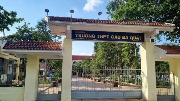 Sở GD-ĐT Đắk Lắk tiếp tục xác minh việc học sinh lớp 12 nghỉ học tại Trường THPT Cao Bá Quát - Sputnik Việt Nam