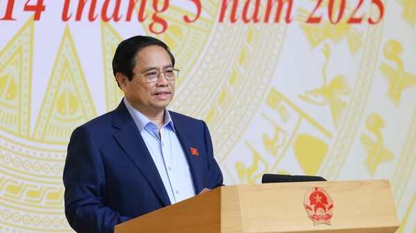 Thủ tướng chủ trì họp về công tác chống buôn lậu, gian lận thương mại, hàng giả - Sputnik Việt Nam