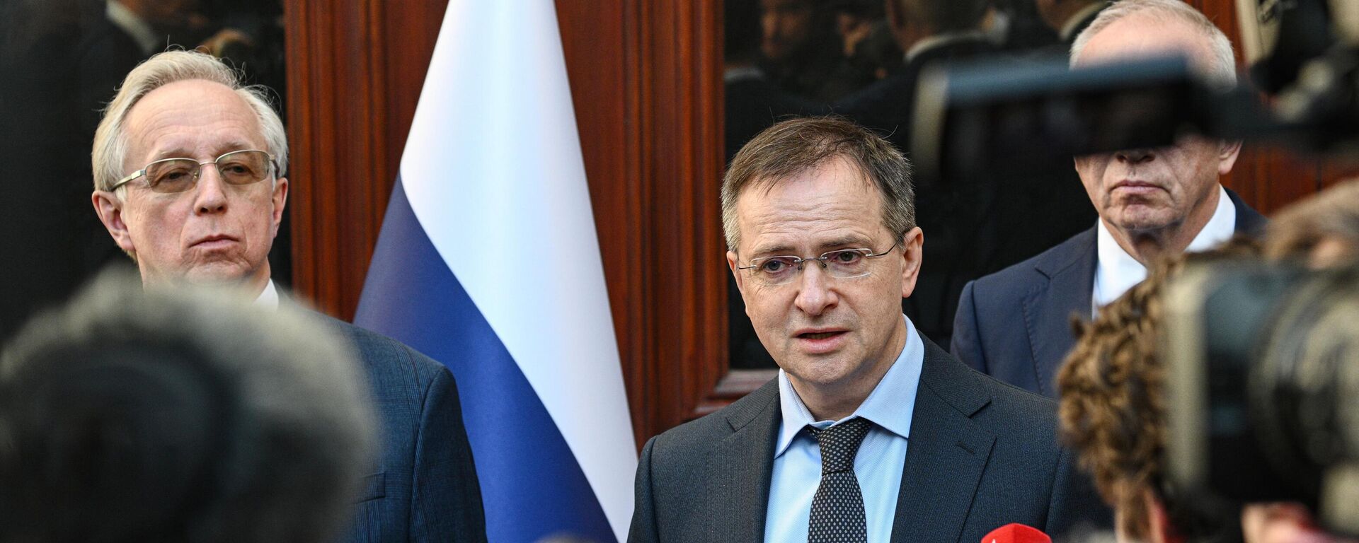 Trợ lý Tổng thống Nga Medinsky - Sputnik Việt Nam, 1920, 16.05.2025