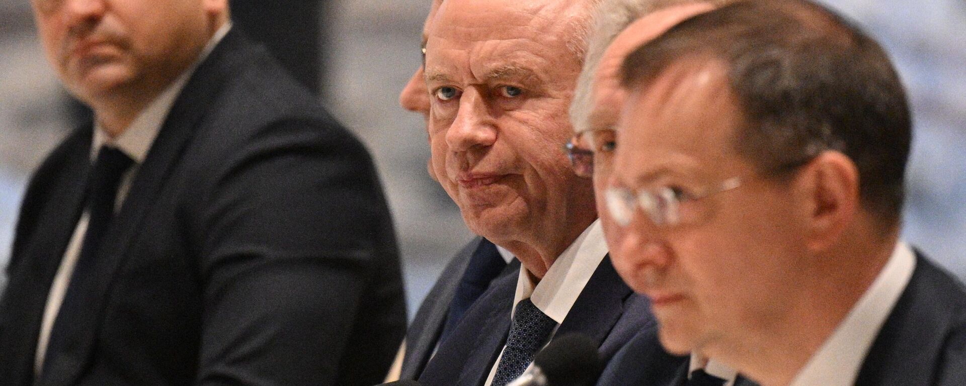 Cuộc gặp của phái đoàn Nga và Ukraina tại Istanbul  - Sputnik Việt Nam, 1920, 02.06.2025