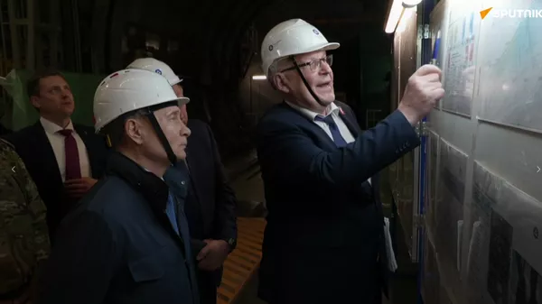 Tổng thống Putin đã đến thăm nhà máy điện hạt nhân Kursk - 2 đang được xây dựng - Sputnik Việt Nam
