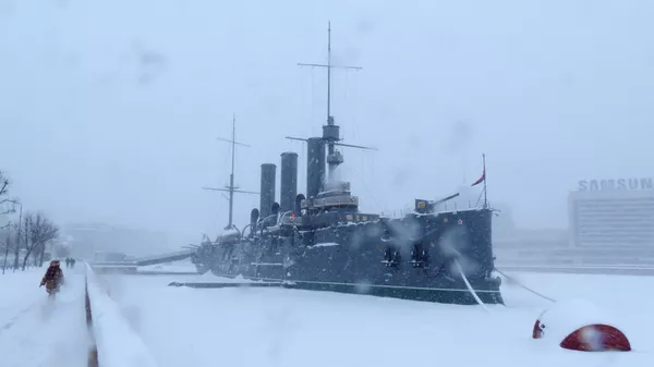 Bảo tàng Khu trục hạm Avrora trên Bến tàu Petrograd ở thành phố Saint Petersburg - Sputnik Việt Nam