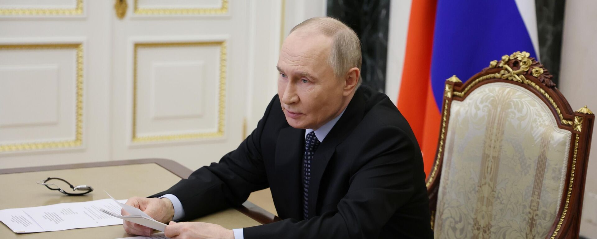 Tổng thống Vladimir Putin đã tổ chức một cuộc họp của Ủy ban hợp tác quân sự-kỹ thuật với các quốc gia nước ngoài - Sputnik Việt Nam, 1920, 23.05.2025