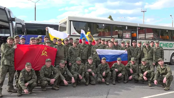 Nga và Ukraina hoàn thành giai đoạn đầu của cuộc trao đổi tù binh quy mô - Sputnik Việt Nam