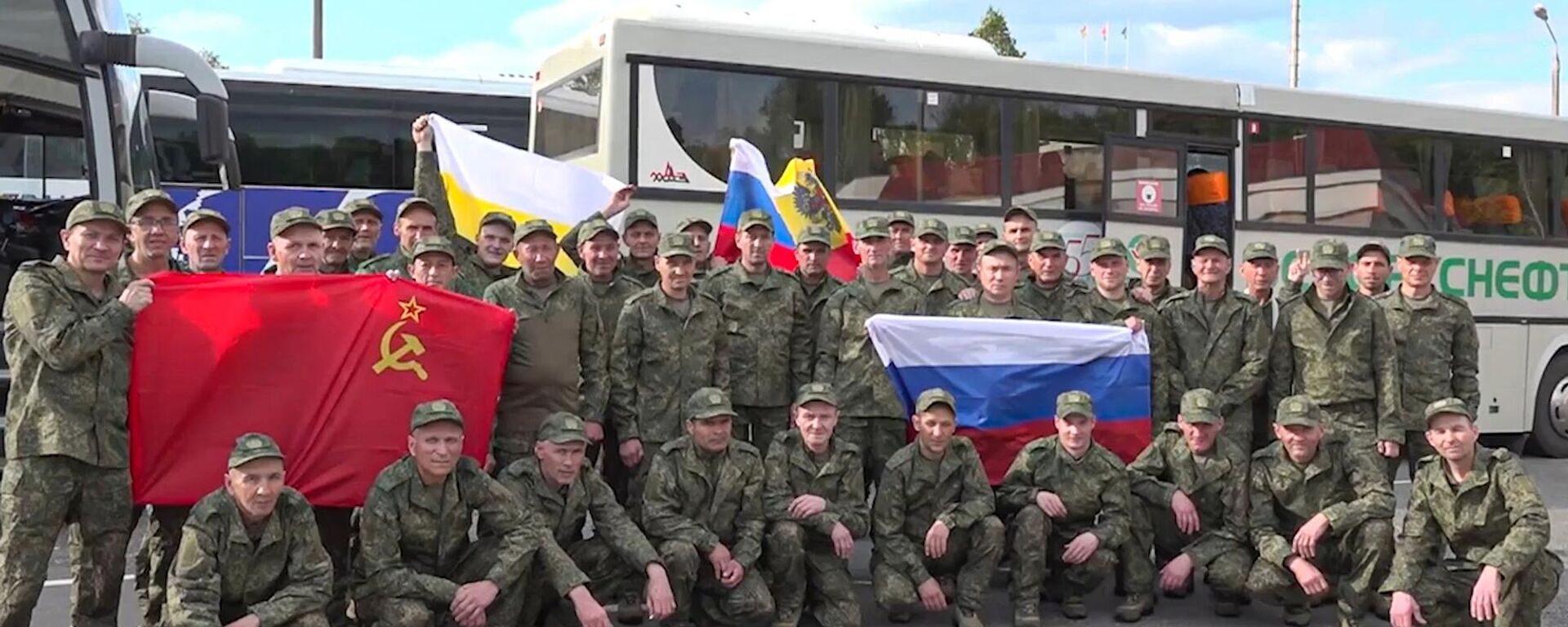 Nga và Ukraina hoàn thành giai đoạn đầu của cuộc trao đổi tù binh quy mô - Sputnik Việt Nam, 1920, 25.05.2025