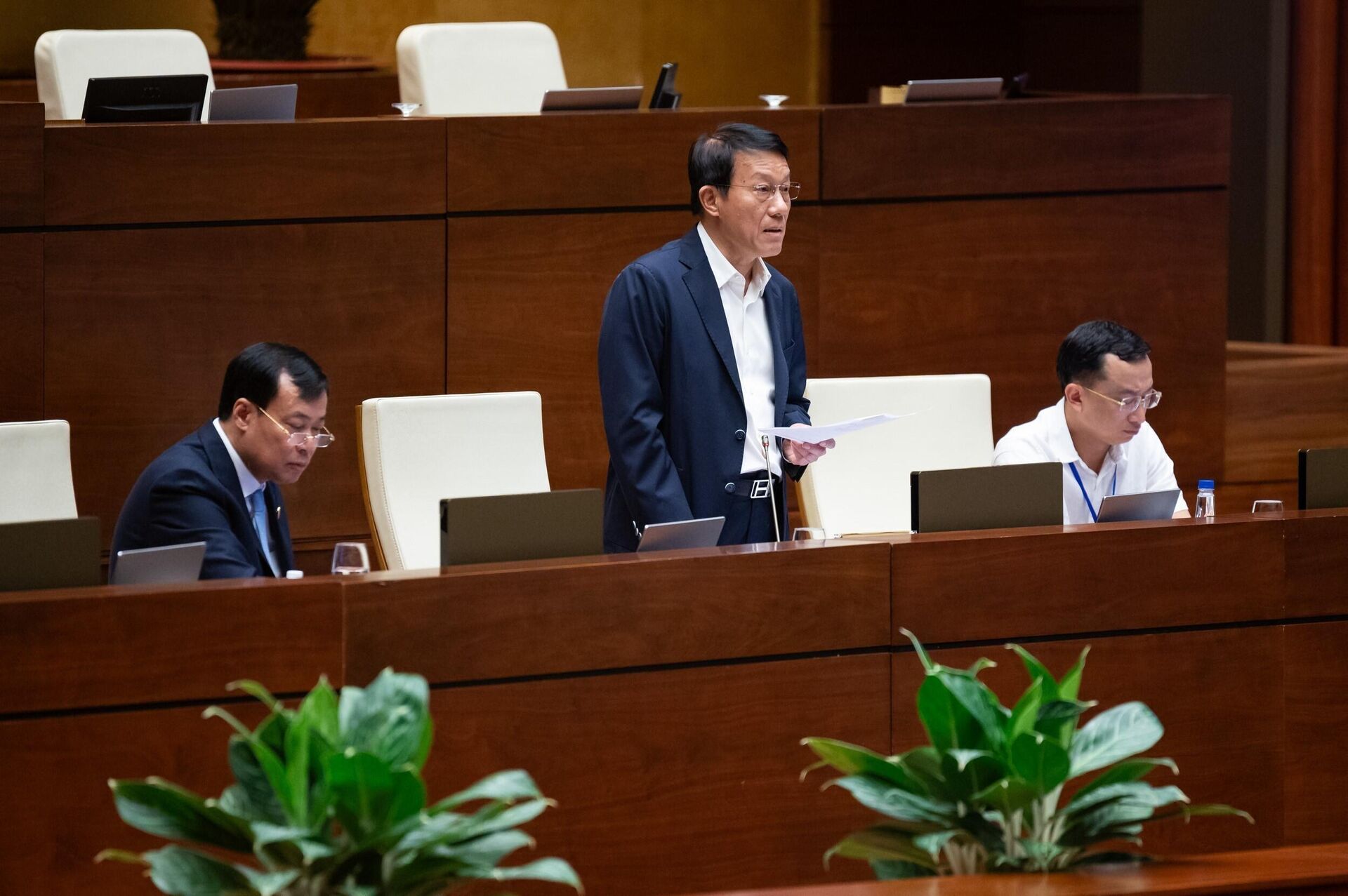 Kỳ họp thứ 9, Quốc hội khoá XV: Quốc hội thảo luận ở hội trường về dự án Luật Bảo vệ dữ liệu cá nhân - Sputnik Việt Nam, 1920, 24.05.2025